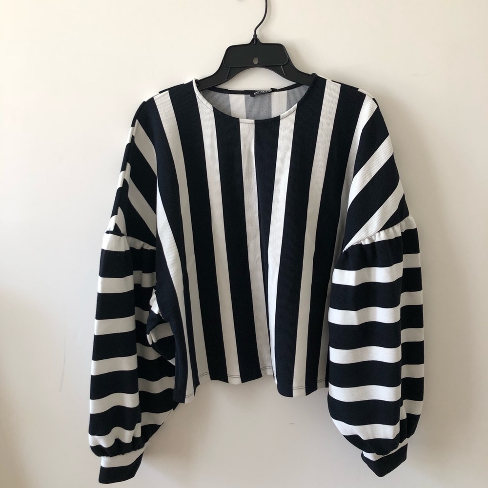 Balloon Sleeve Striped Top
